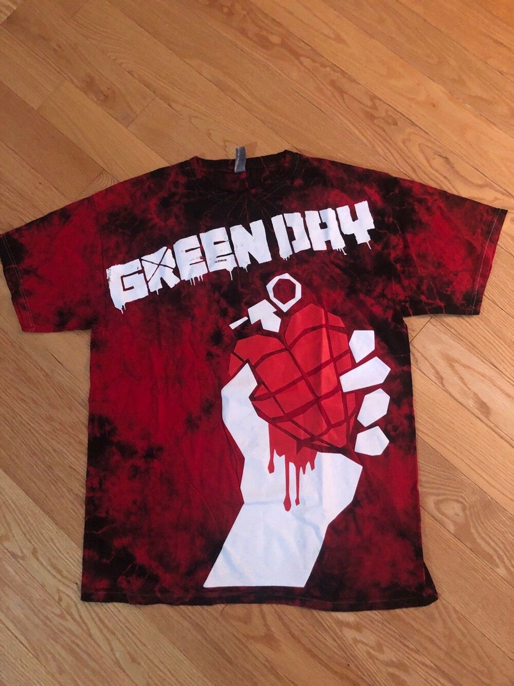 Vintage M‎ & O GOLD GREEN DAY Tie-Dye Pattern Large Print Band T-Shirt Mens AOP